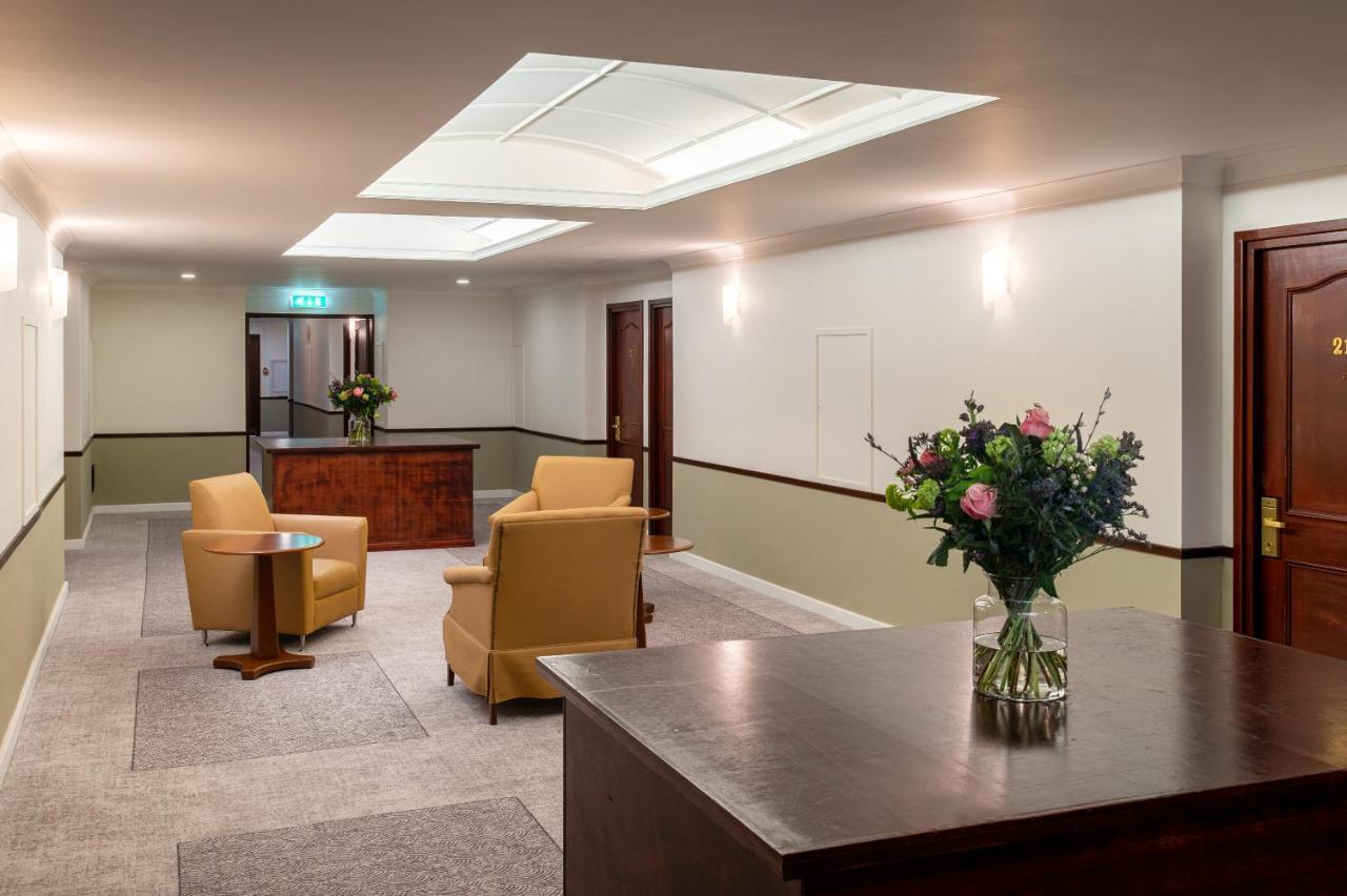 Copthorne Effingham Gatwick Hotel Luaran gambar