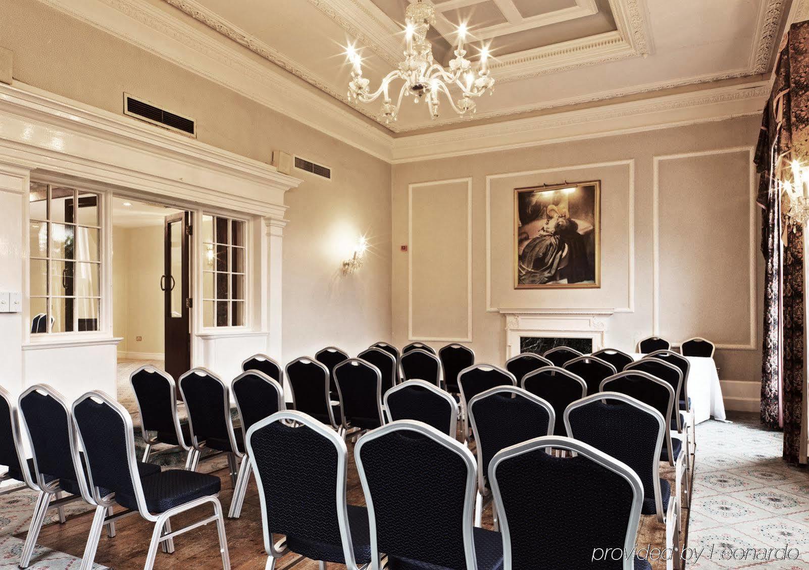 Copthorne Effingham Gatwick Hotel Perniagaan gambar