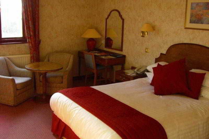 Copthorne Effingham Gatwick Hotel Bilik gambar